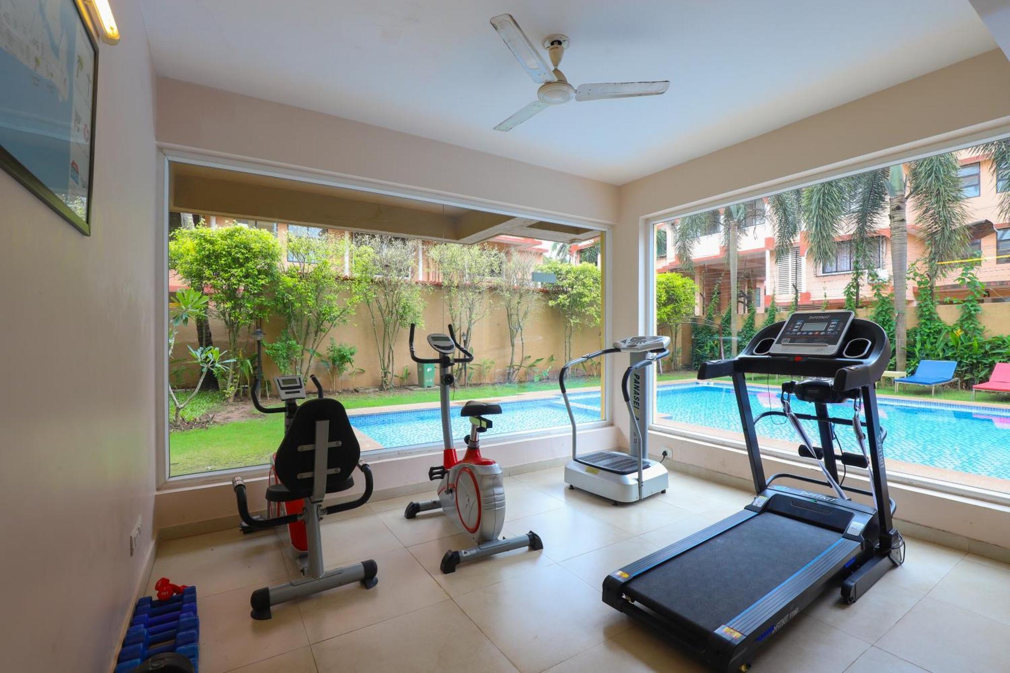 Veera Strand Park Serviced Apartments Near Calangute Exteriör bild