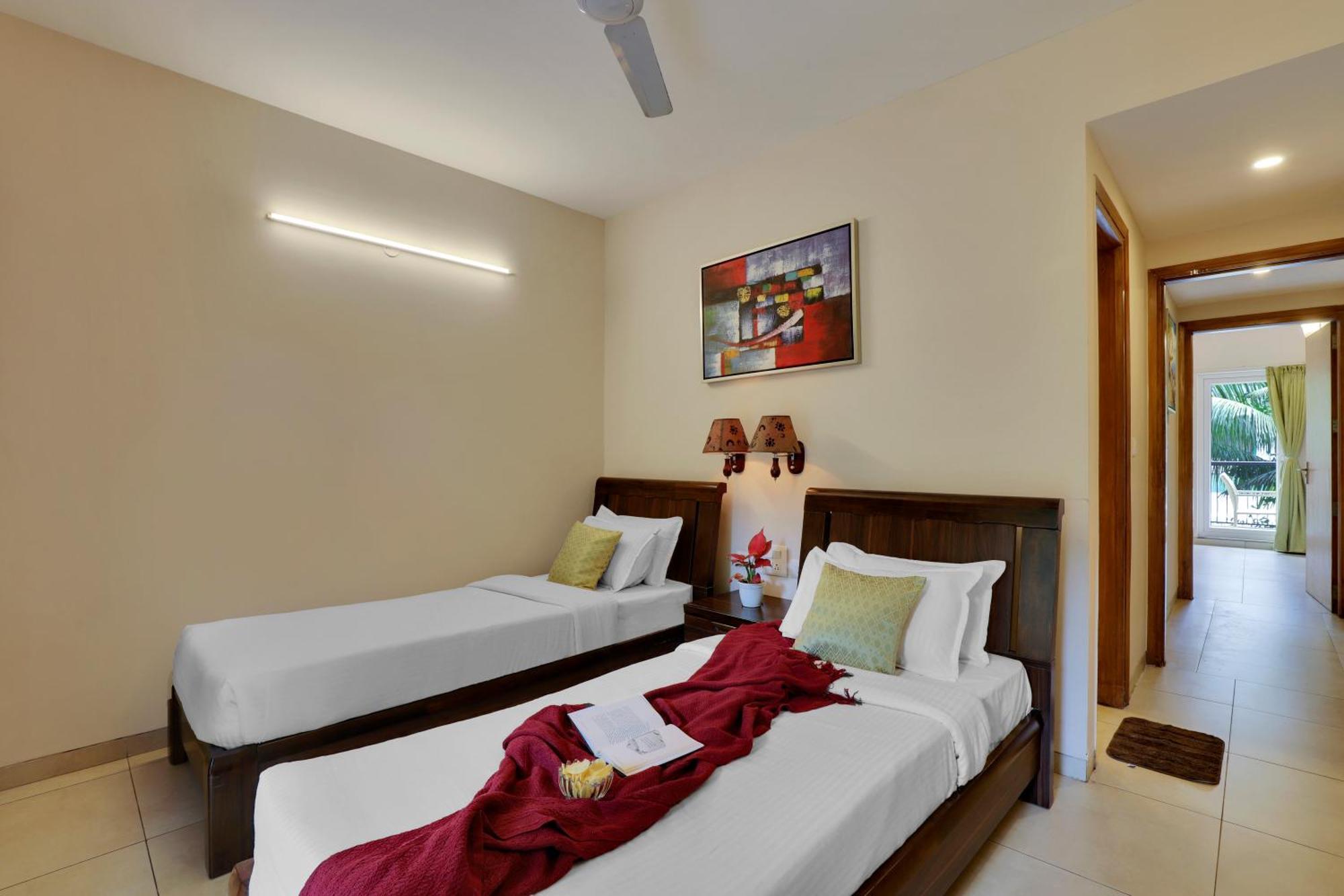 Veera Strand Park Serviced Apartments Near Calangute Exteriör bild
